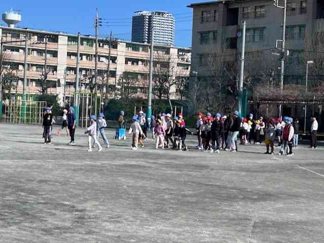 fda7f94c-c2f5-4a5b-9a58-dd9f1e314a9d