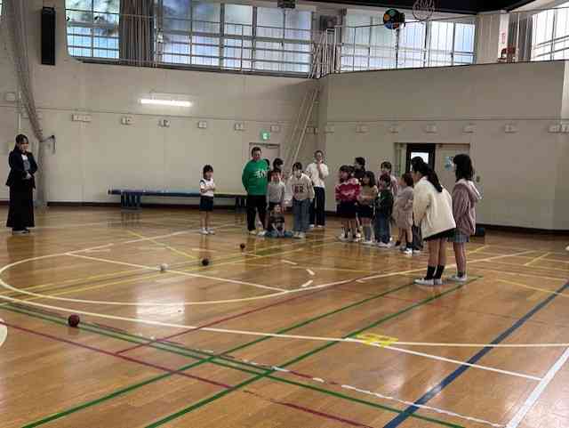 05a8c80c71-b2f1-4186-ba42-8be2d81ed2ba