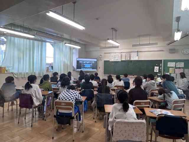 02a6924114-c5c6-407e-b04a-b0a3625afa12