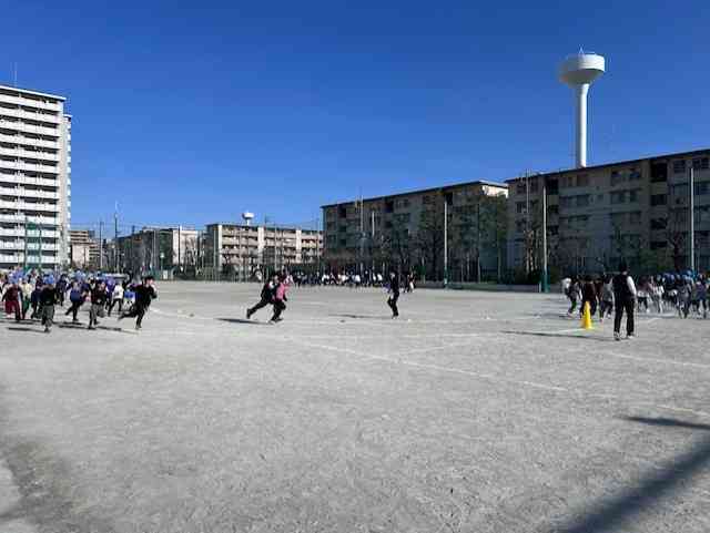 04c0e98055-53c6-45b5-b389-b669ec1f6857