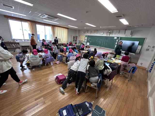 03c3362830-3d19-47e7-af57-870069c0d5e8