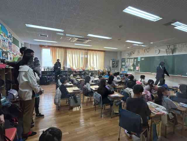 01b9b29-9935-41c2-8e8e-e1b2fbdf85db