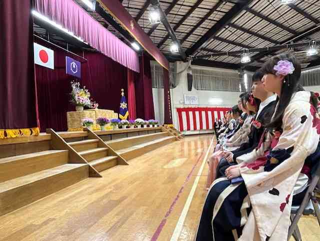 03b3fefee9-44b1-4fa6-890d-ad52a7ec5c26