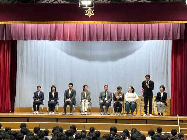 8806f9c4-e5fc-40a3-995e-1d401a2d0469