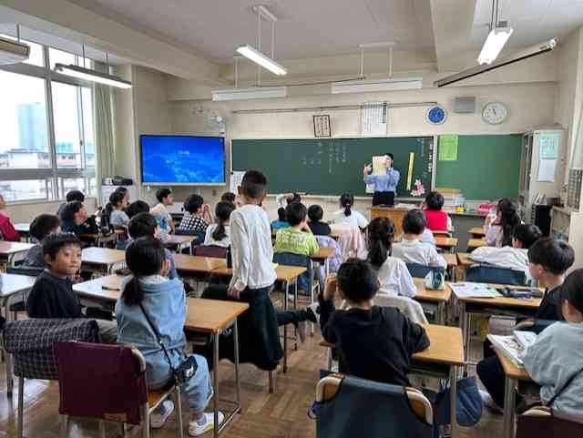 4c0d7ed9-ee20-4419-a4c1-4be3090d6eb8