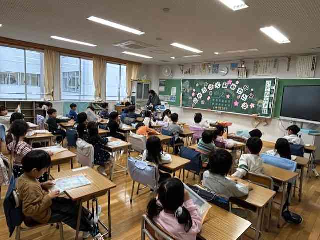 7f4a74fe-1190-4371-9d8b-7a5844a79858