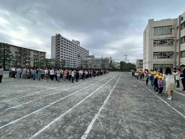 01b0e0f454-dc1a-4fad-91a6-09054850d8ad