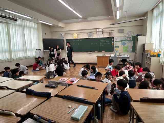 02d8b8a23-3132-4e95-a39a-2b5366a57144