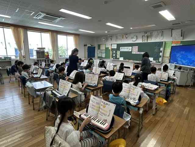 05