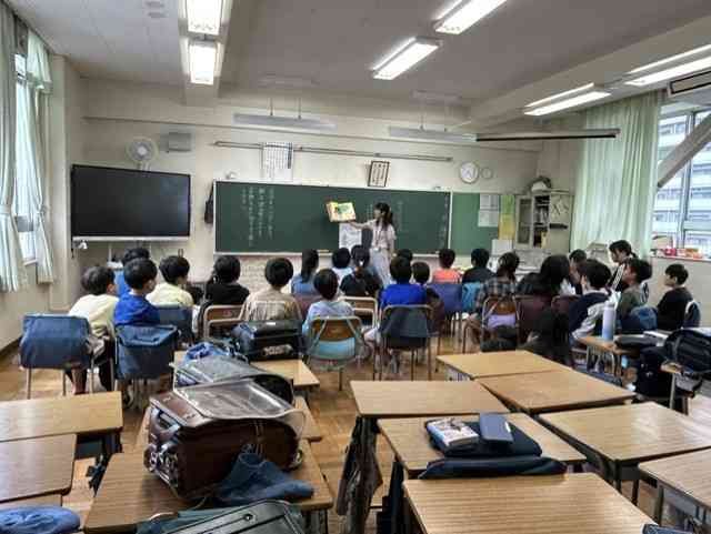04e6d258-268c-4f3b-a0ad-c1e280fe802f